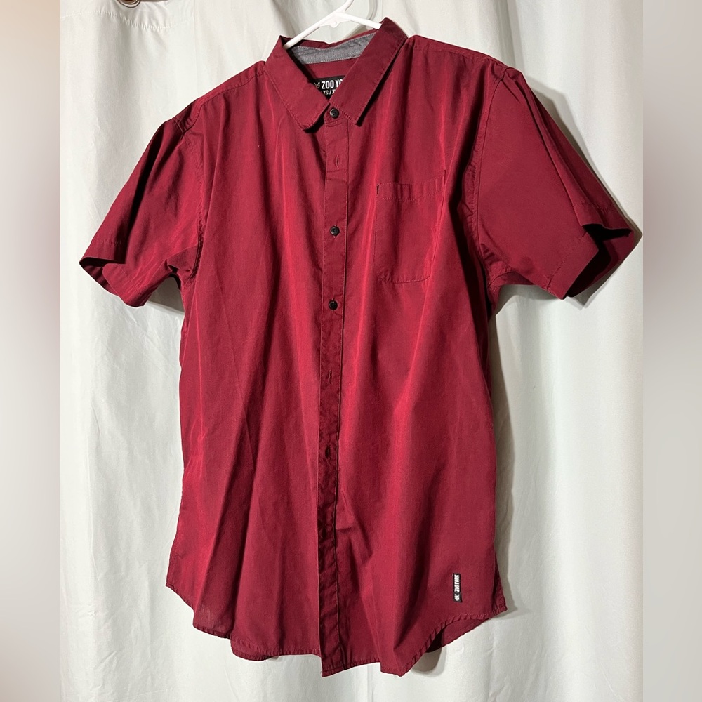 zoo york maroon short sleeve button up